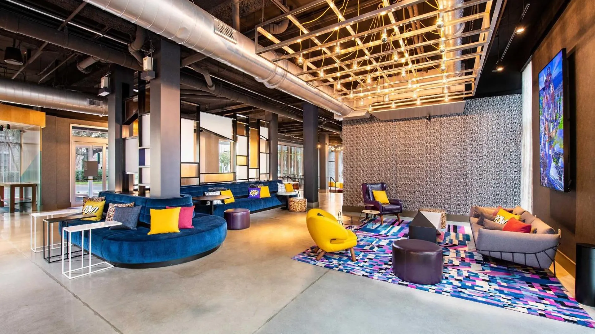 Aloft Savannah Downtown Historic District Hotel