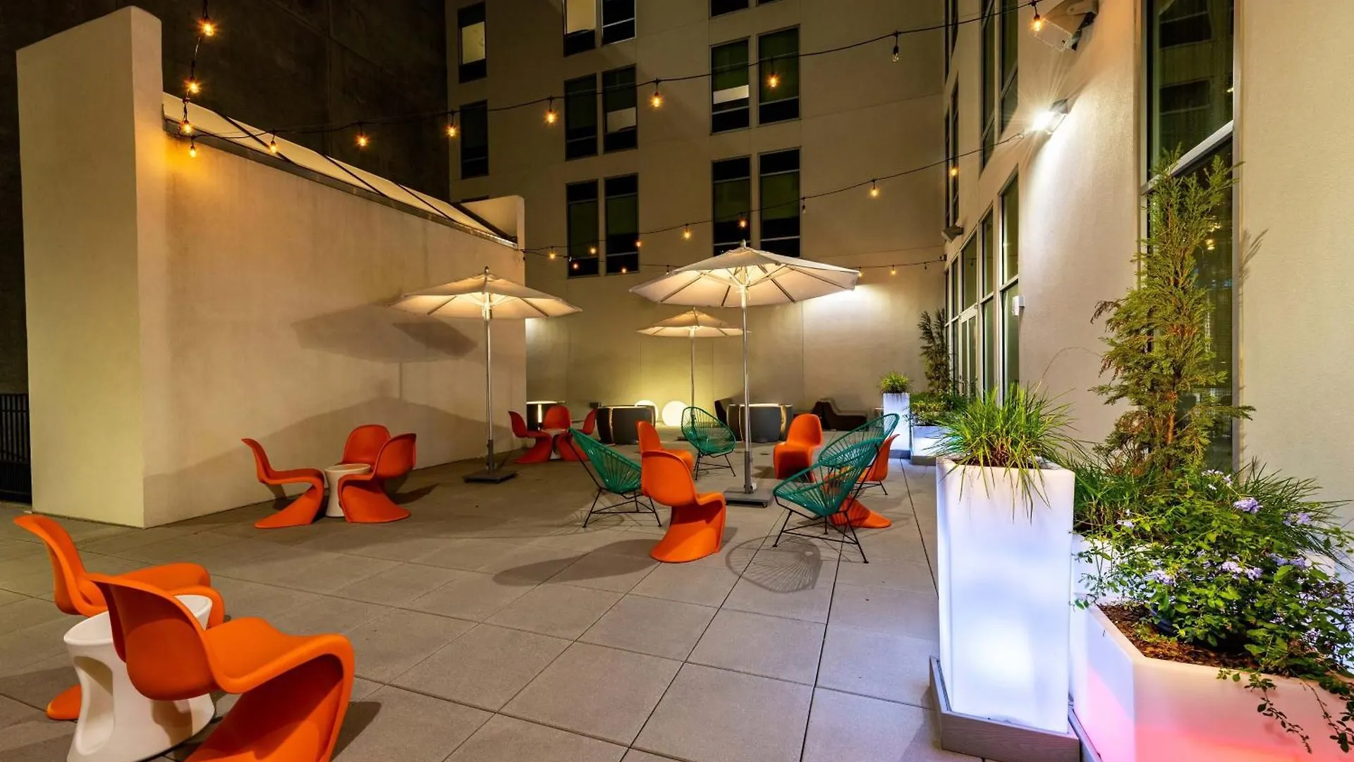Aloft Savannah Downtown Historic District Hotel